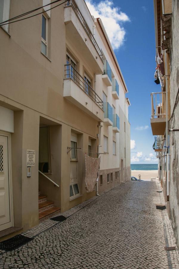 Alecrim Beach House Назаре Екстериор снимка